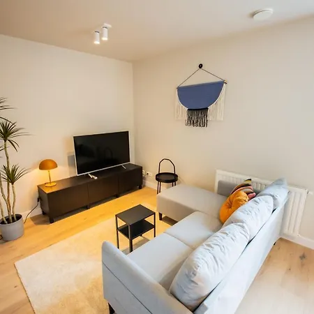 Astonishing 3 Bedroom Serviced 73m2 * ロッテルダム