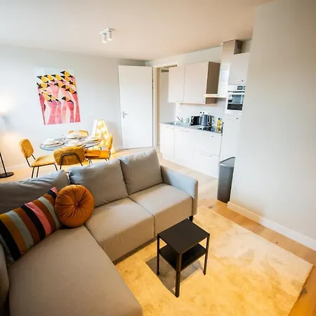 Astonishing 3 Bedroom Serviced 73m2 * ロッテルダム