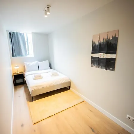 Astonishing 3 Bedroom Serviced 73m2 ロッテルダム